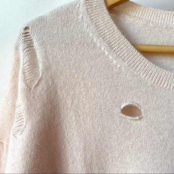 Distressed 100% Cashmere Sweater Lightweight by Fine Paris Light Pink Pure Small - Picture 9 of 9